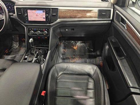 Used 2019 Volkswagen Atlas SEL Premium image 27