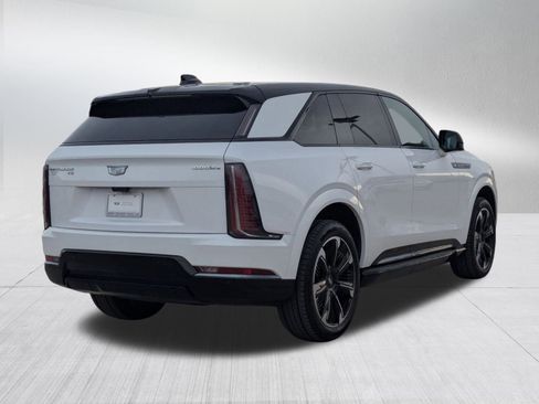 Certified 2025 Cadillac Escalade IQ Sport 1 w/ Smart Trailering package image 6