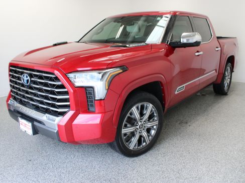 Used 2023 Toyota Tundra Capstone AWD/4WD image 2