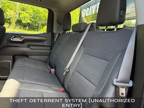 Used 2023 Chevrolet Silverado 1500 RST AWD/4WD image 25