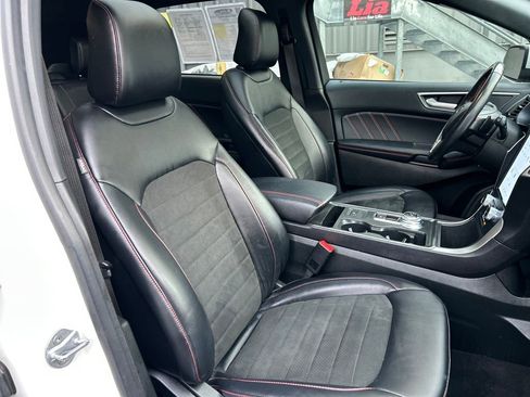 Used 2023 Ford Edge ST-Line w/ Class II Trailer Tow Package image 31