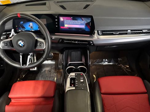 Used 2025 BMW X2 M35i image 3