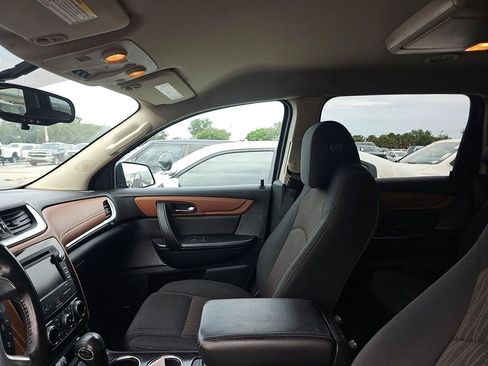 Used 2016 Chevrolet Traverse LT w/ Traveler's Package FWD image 15