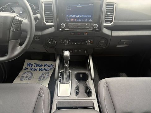 Used 2024 Nissan Frontier SV w/ SV Convenience Package AWD/4WD image 11
