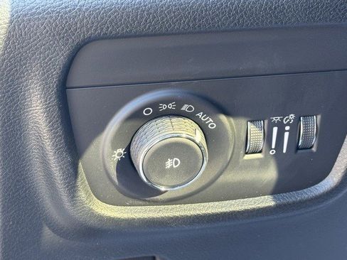 New 2026 Jeep Grand Cherokee Limited Reserve image 13