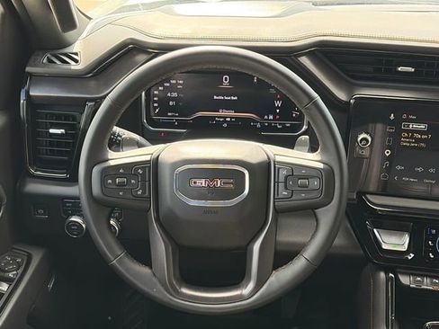 Used 2025 GMC Sierra 1500 AT4 image 15