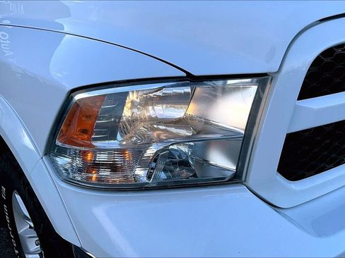 Used 2018 RAM 1500 Outdoorsman image 32