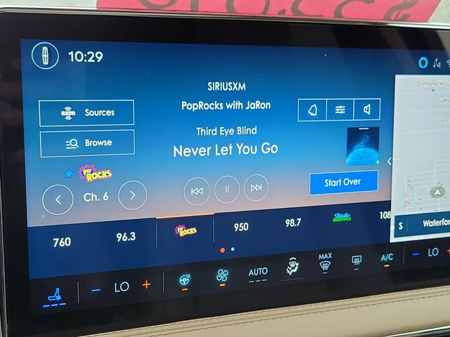 Used 2024 Lincoln Corsair Reserve w/ Equipment Group 201A AWD/4WD image 34