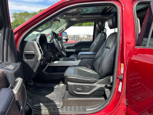 Used 2018 Ford F250 Lariat w/ Lariat Ultimate Package AWD/4WD image 14