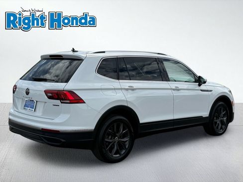 Used 2024 Volkswagen Tiguan SE AWD/4WD image 7