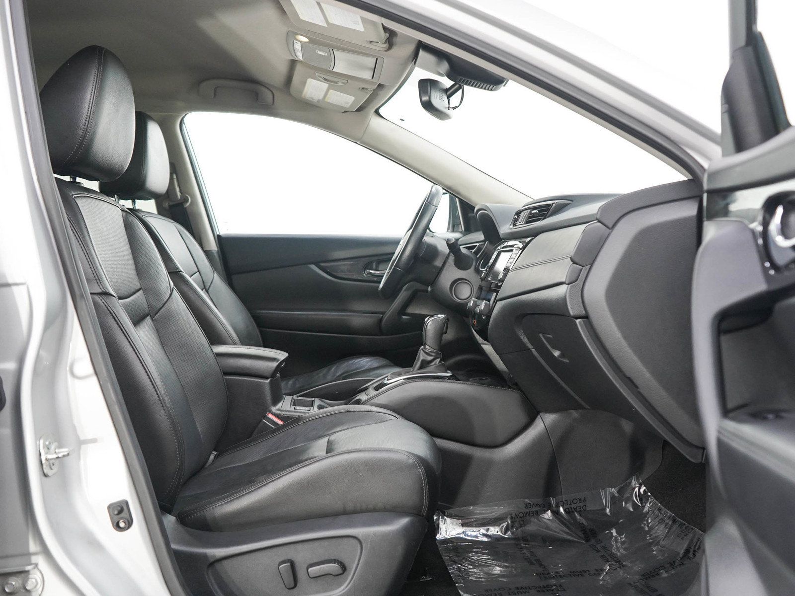 Used 2019 Nissan Rogue SL AWD/4WD image 11