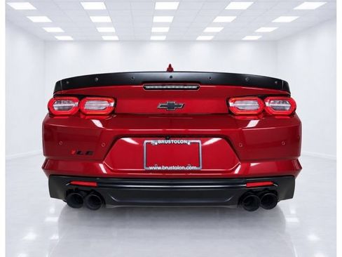 Used 2021 Chevrolet Camaro SS RWD image 10