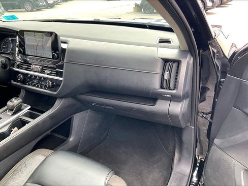 Used 2022 Nissan Pathfinder SL w/ SL Premium Package AWD/4WD image 12