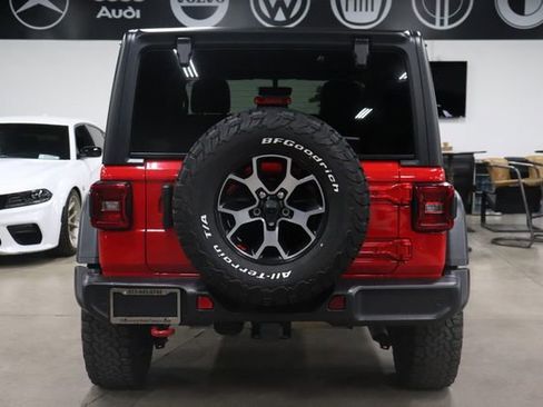 Used 2022 Jeep Wrangler Rubicon AWD/4WD image 4