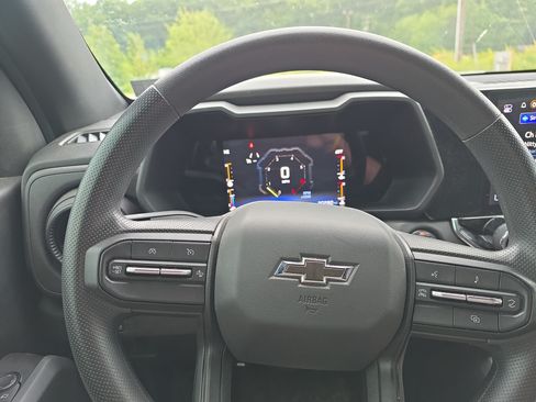 Used 2023 Chevrolet Colorado Trail Boss w/ Advanced Trailering Package AWD/4WD image 17