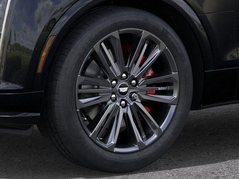 New 2026 Cadillac Lyriq V image 9