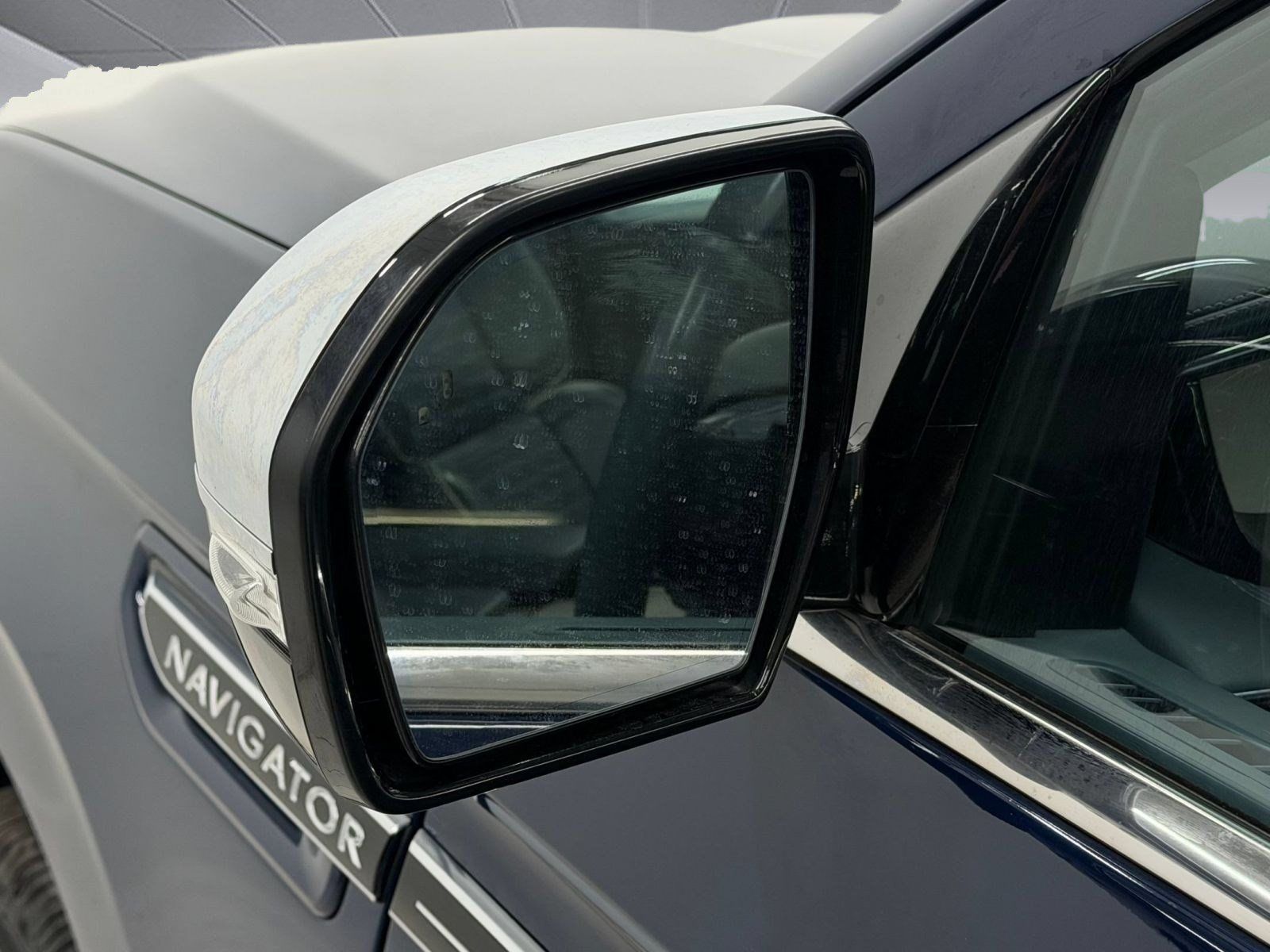 Used 2020 Lincoln Navigator L Black Label AWD/4WD image 35