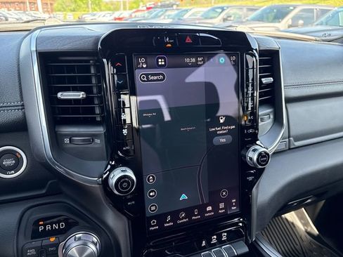 New 2026 RAM 1500 Laramie AWD/4WD image 16