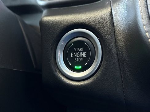 Used 2024 Chevrolet Tahoe Premier image 35