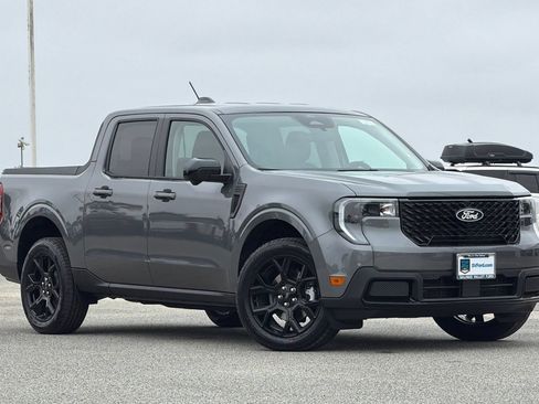 New 2026 Ford Maverick Lariat w/ Black Appearance Package AWD/4WD image 2
