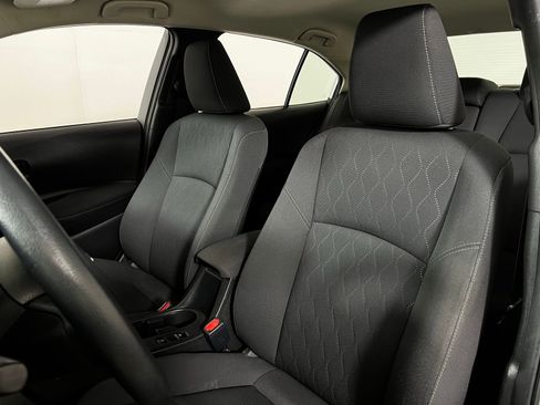 Used 2024 Toyota Corolla LE FWD image 13