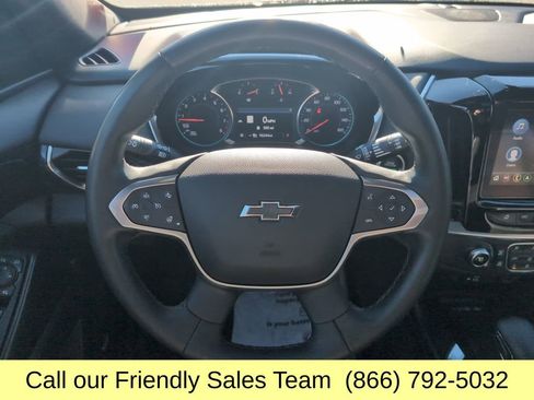 Used 2023 Chevrolet Traverse RS image 15