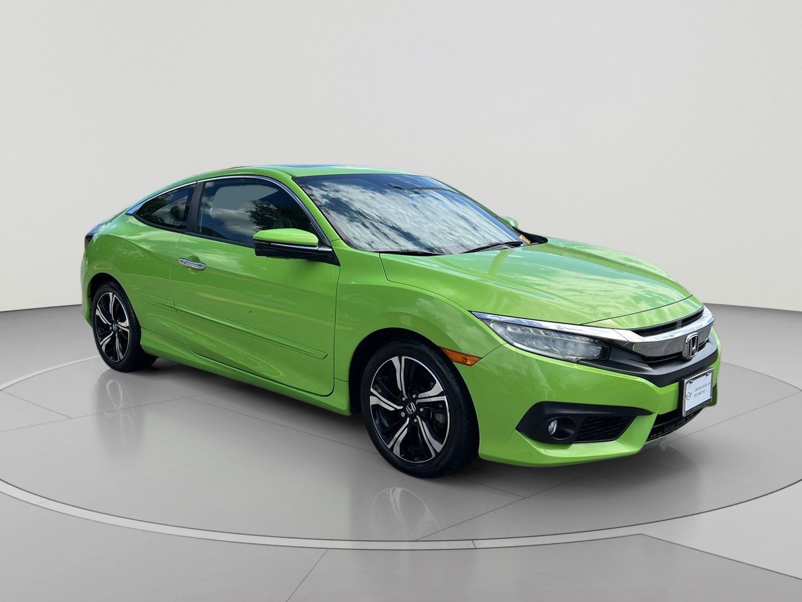 Used 2017 Honda Civic Touring image 7