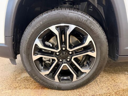 Used 2023 Jeep Compass Limited w/ Sun and Sound Group image 20