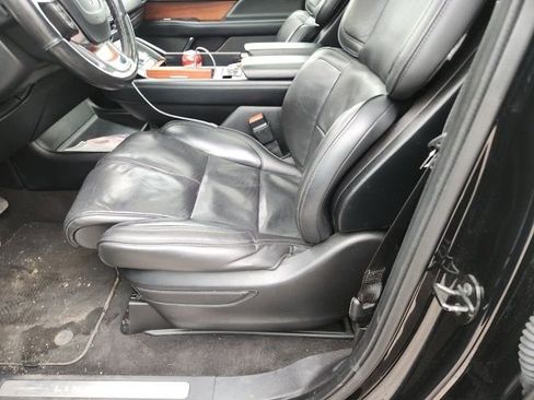 Used 2018 Lincoln Navigator Reserve w/ Technology Package image 9