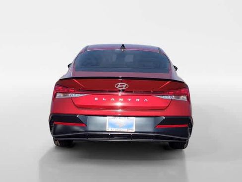 New 2026 Hyundai Elantra SEL Sport FWD image 5