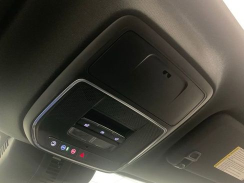 New 2025 Buick Enclave Avenir w/ Super Cruise Package image 17