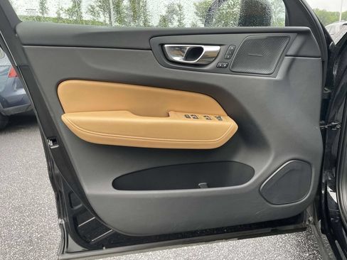 Used 2021 Volvo XC60 T5 Inscription w/ Protection Package Premier FWD image 5