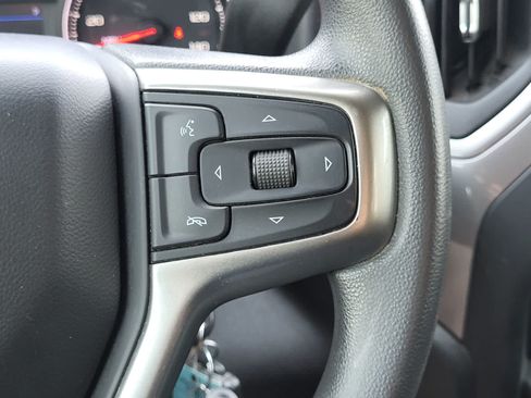 Used 2021 Chevrolet Silverado 2500 Custom w/ Custom Value Package AWD/4WD image 19