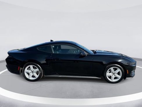 Used 2026 Ford Mustang Premium RWD image 3