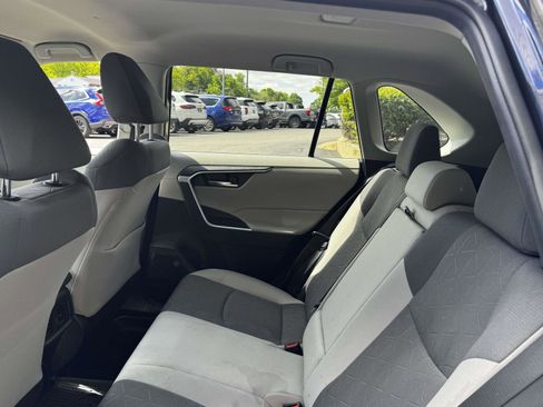 Certified 2022 Toyota RAV4 XLE AWD/4WD image 13