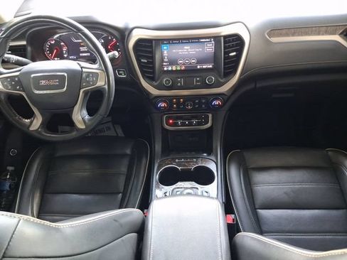 Used 2022 GMC Acadia Denali w/ Denali Ultimate Package FWD image 25