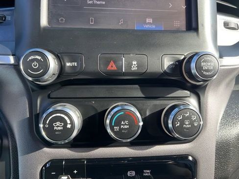 Used 2022 RAM 2500 Big Horn image 23