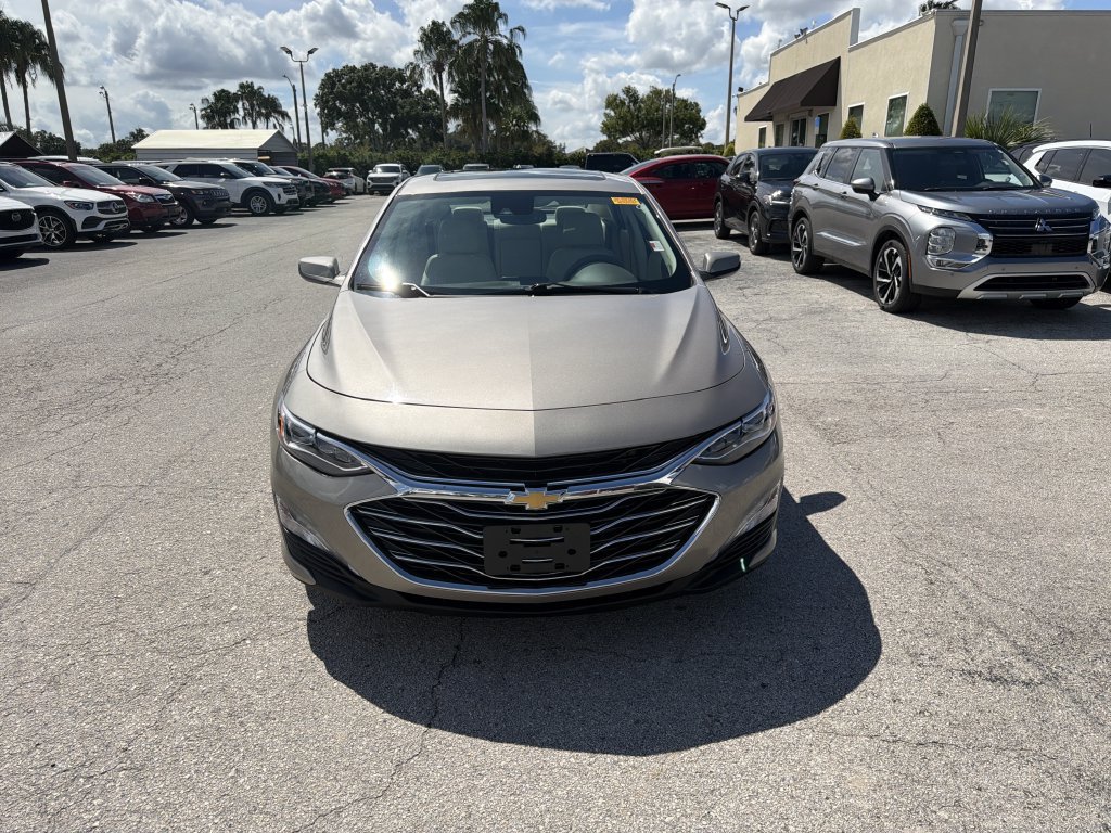 Used 2024 Chevrolet Malibu LT FWD image 8