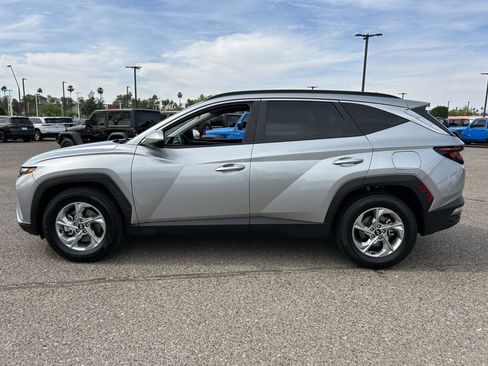 Used 2024 Hyundai Tucson SEL FWD image 3