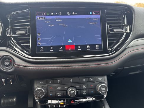 Used 2024 Dodge Durango GT image 12