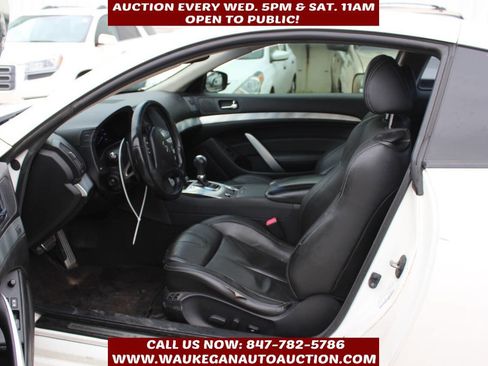 Used 2013 INFINITI G37 x Coupe w/ Premium Pkg image 7