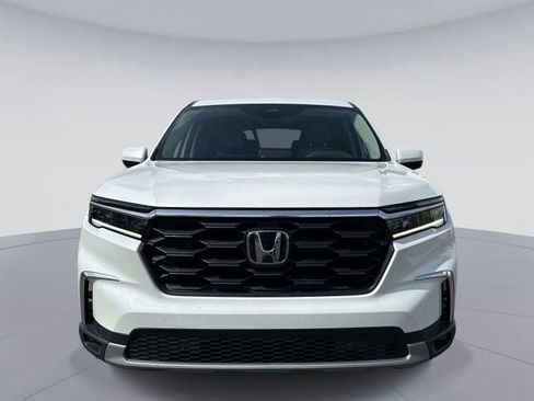 Certified 2024 Honda Pilot EX-L image 9