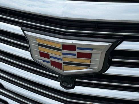 Certified 2025 Cadillac Escalade Premium Luxury Platinum w/ LPO, Floor Liner Package AWD/4WD image 7