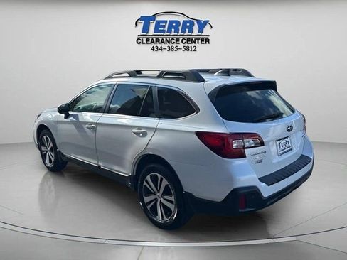 Used 2019 Subaru Outback 3.6R Limited w/ Popular Package #2 image 4