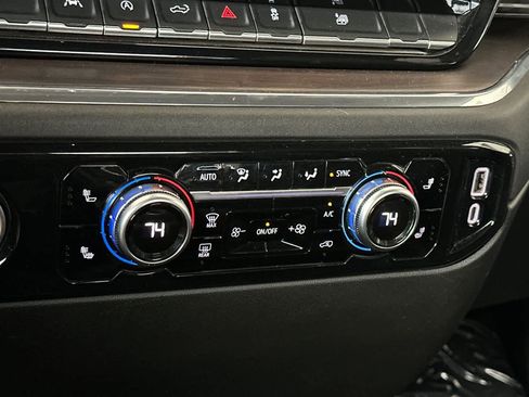 Used 2024 GMC Sierra 1500 SLT image 21