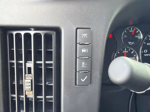 New 2025 Chevrolet Express 2500 w/ Driver Convenience Package image 20