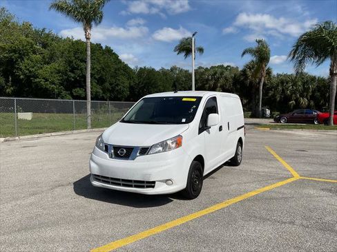 Used 2020 Nissan NV200 SV w/ Back Door Glass Package image 3