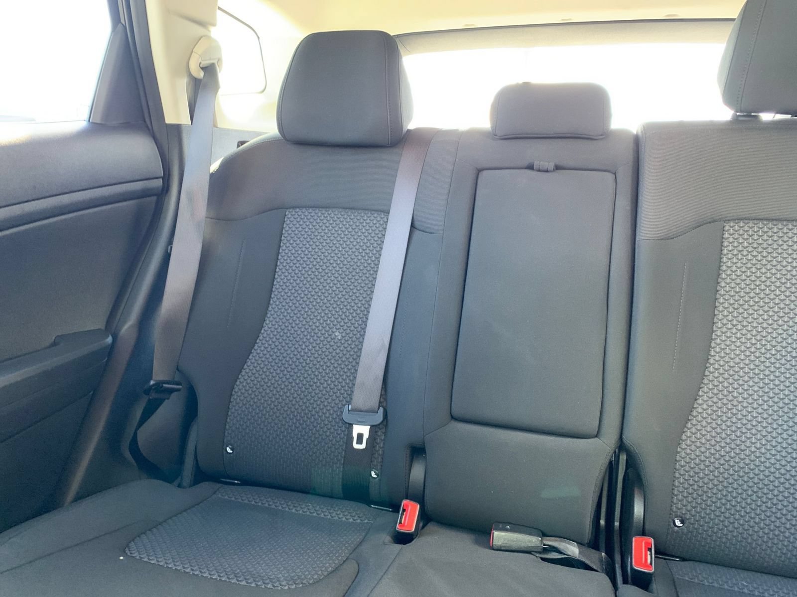 Used 2025 Kia Sportage LX FWD image 37