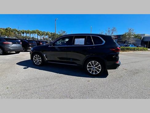 Used 2024 BMW X5 xDrive50e image 43