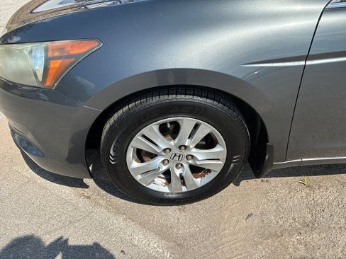 Used 2010 Honda Accord LX-P image 9